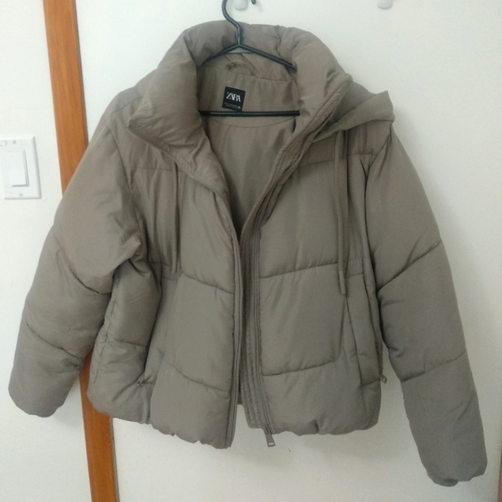 Zara Beige Puffer Jacket, Small - Picture 1 of 2